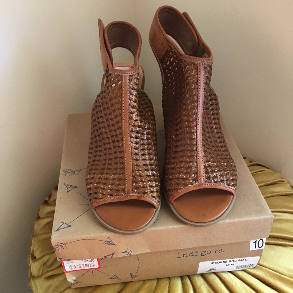 Indigo Rd. sandal